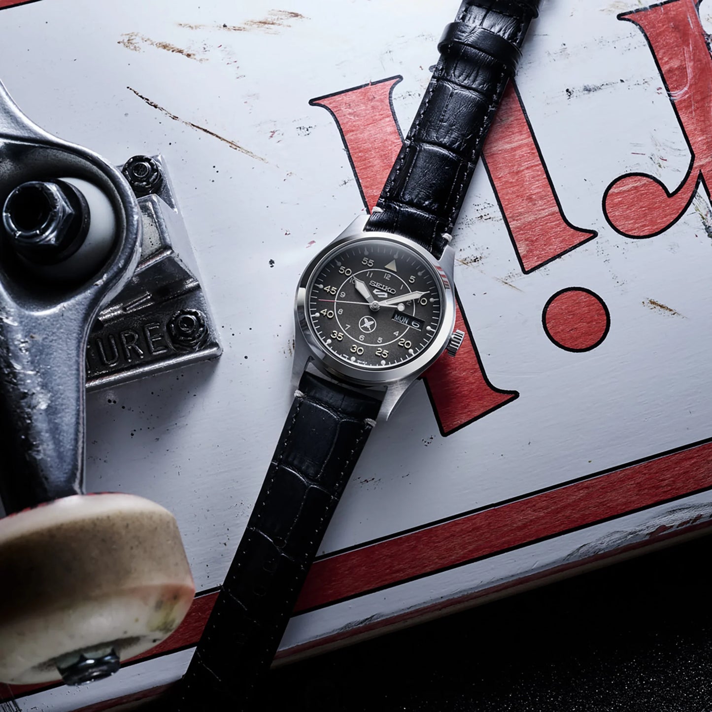Seiko 5 Sports Yuto Horigome Limited Edition Watch – Black-Brown Gradient Dial with Leather Strap and Pilot-Inspired Design, 4R36 Automatic Movement, Limited to 4,000 Pieces