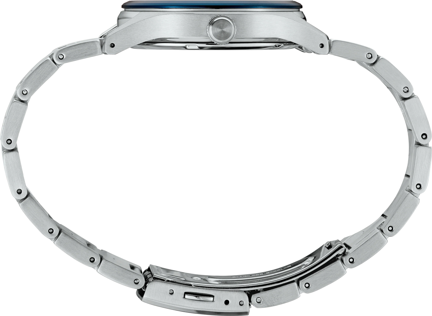 SEIKO SUR559 from the Essentials Collection – matte blue dial with y-pattern, big date display, stainless steel case and bracelet, sapphire crystal, and 100m water resistance.