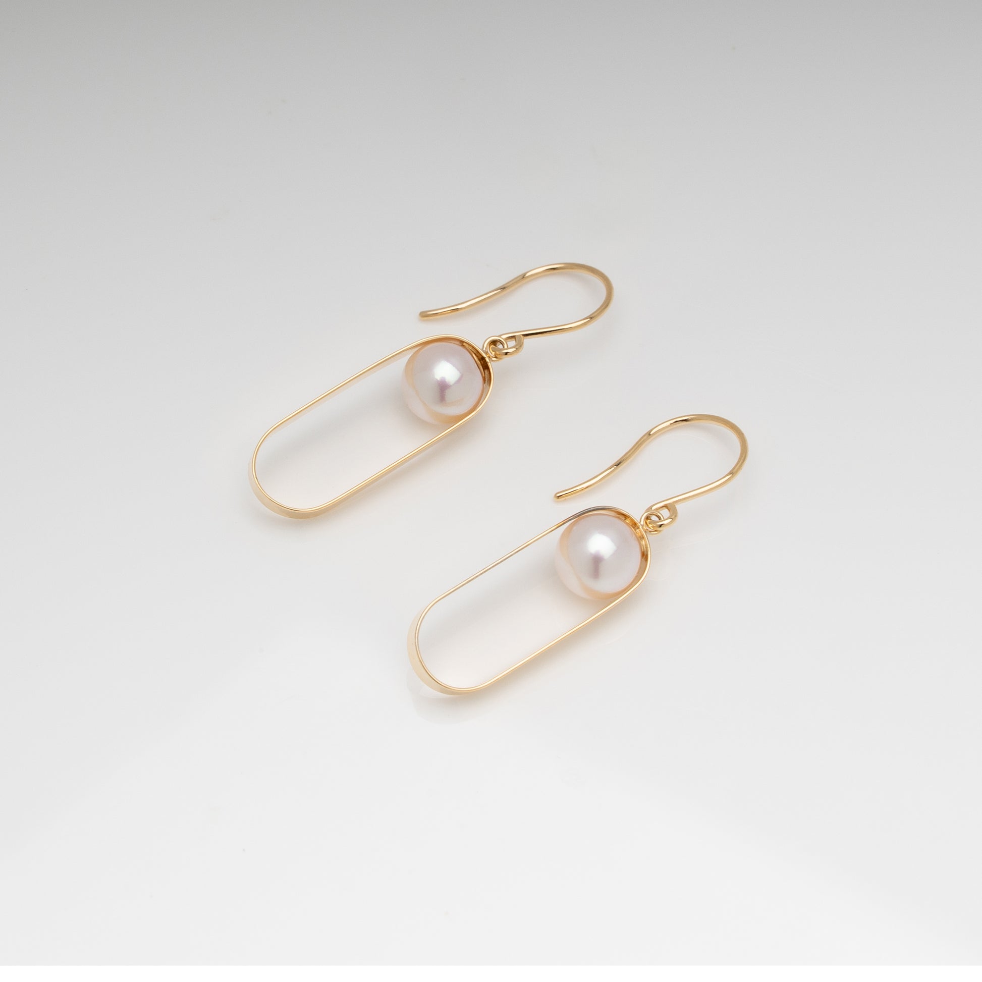 Saya(沙夜 / 紗) Akoya Pearl Earrings - 18K Yellow Gold, 5mm White Rose Pearls, Handcrafted in Kofu, Japan