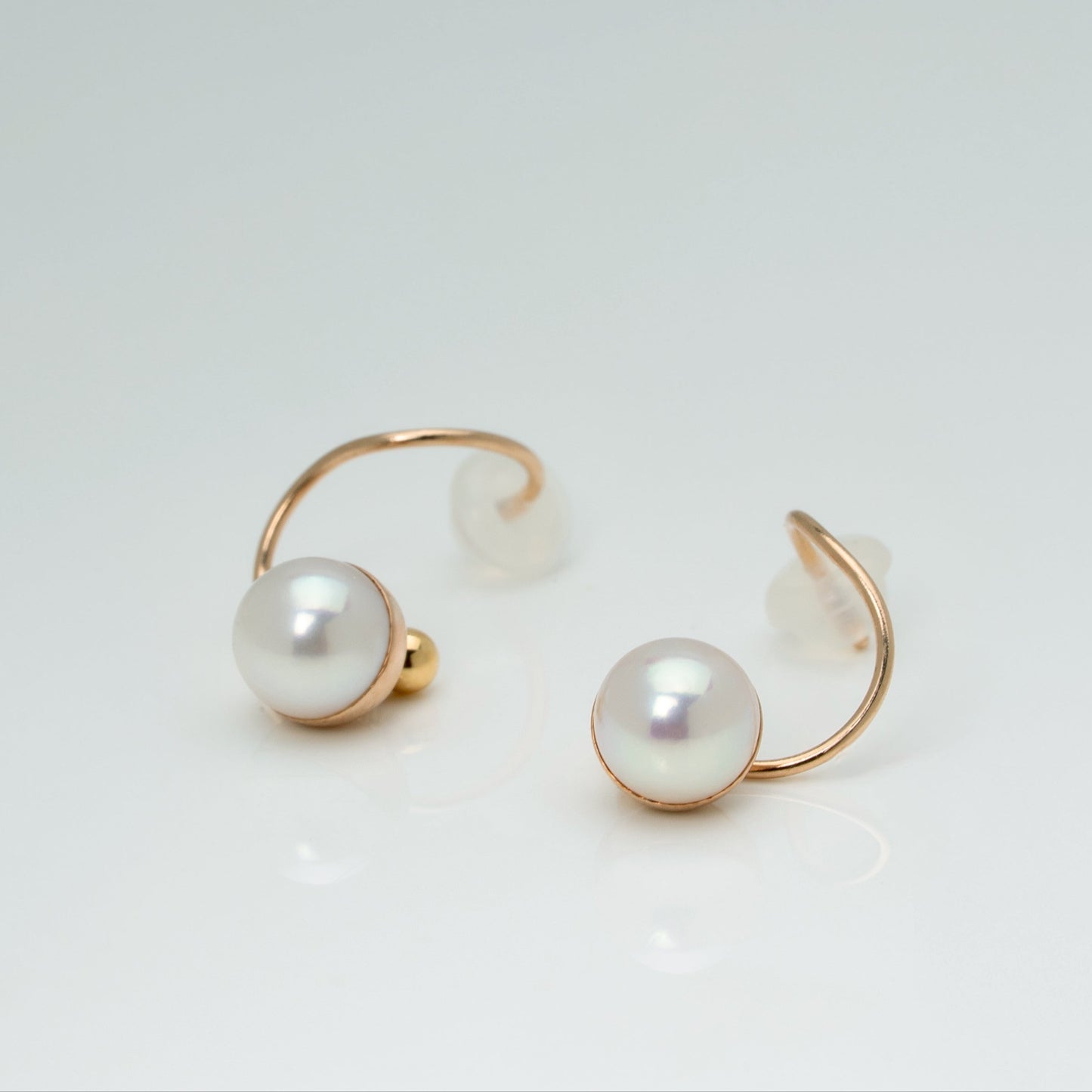 Shizuku (雫) Earrings - 18K Yellow Gold, 7mm White Rose Akoya Pearls, Elegant Minimalist Design, Handcrafted in Japan