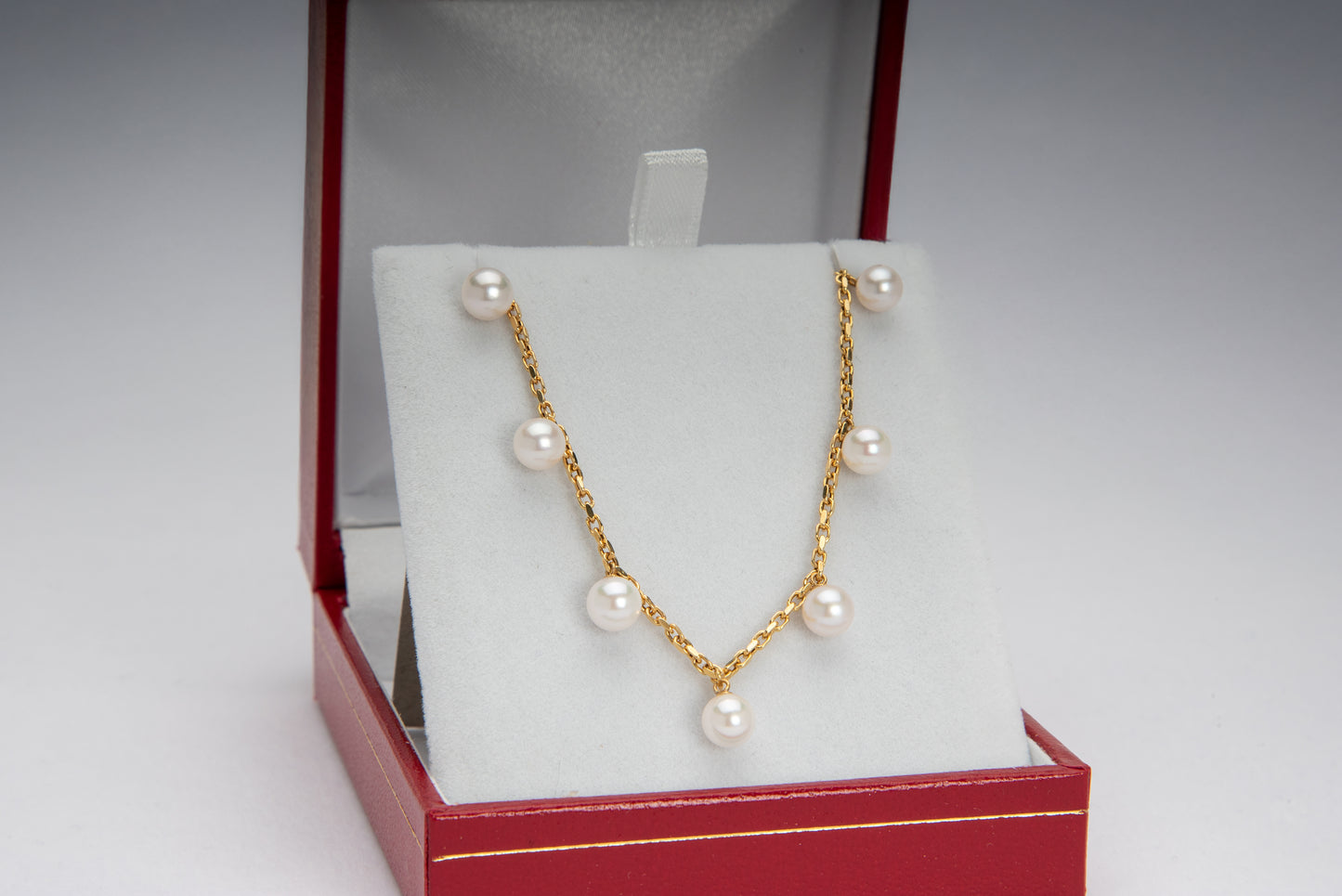 18K Yellow Gold Japanese Akoya Pearl Charm Bracelet – Adjustable Length with Certified Authenticity