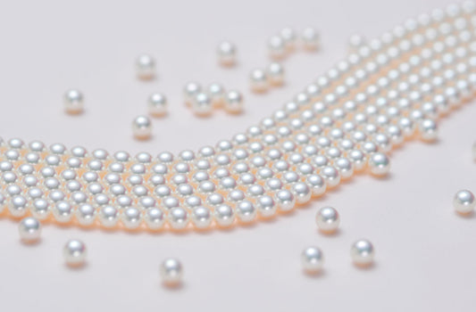 What Is an Akoya Pearl? A Guide to Japanese Akoya Pearls