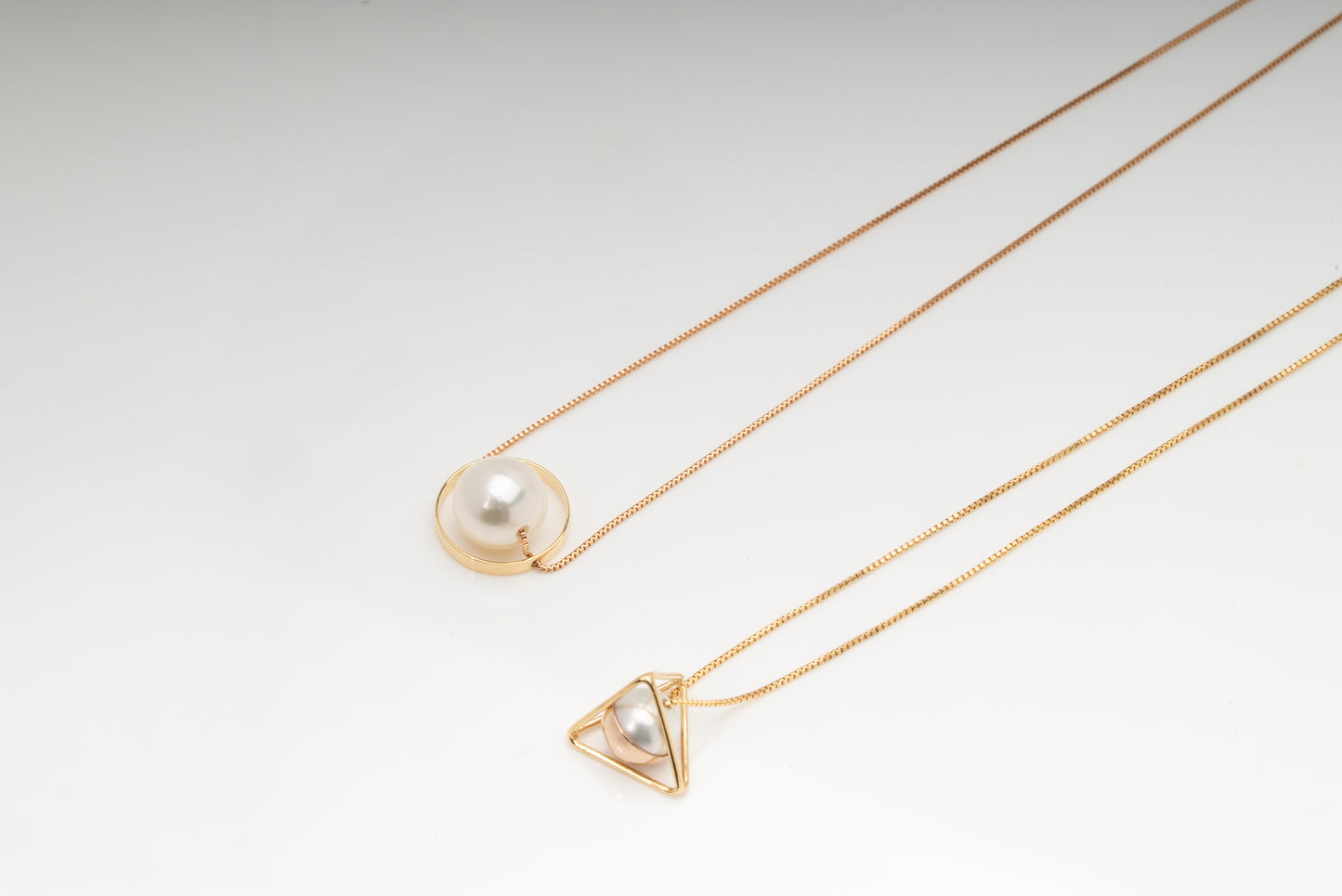 Enso (円相) Necklace - 18K Yellow Gold, 7mm White Rose Akoya Pearl, Circular Minimalist Design, Handcrafted in Japan