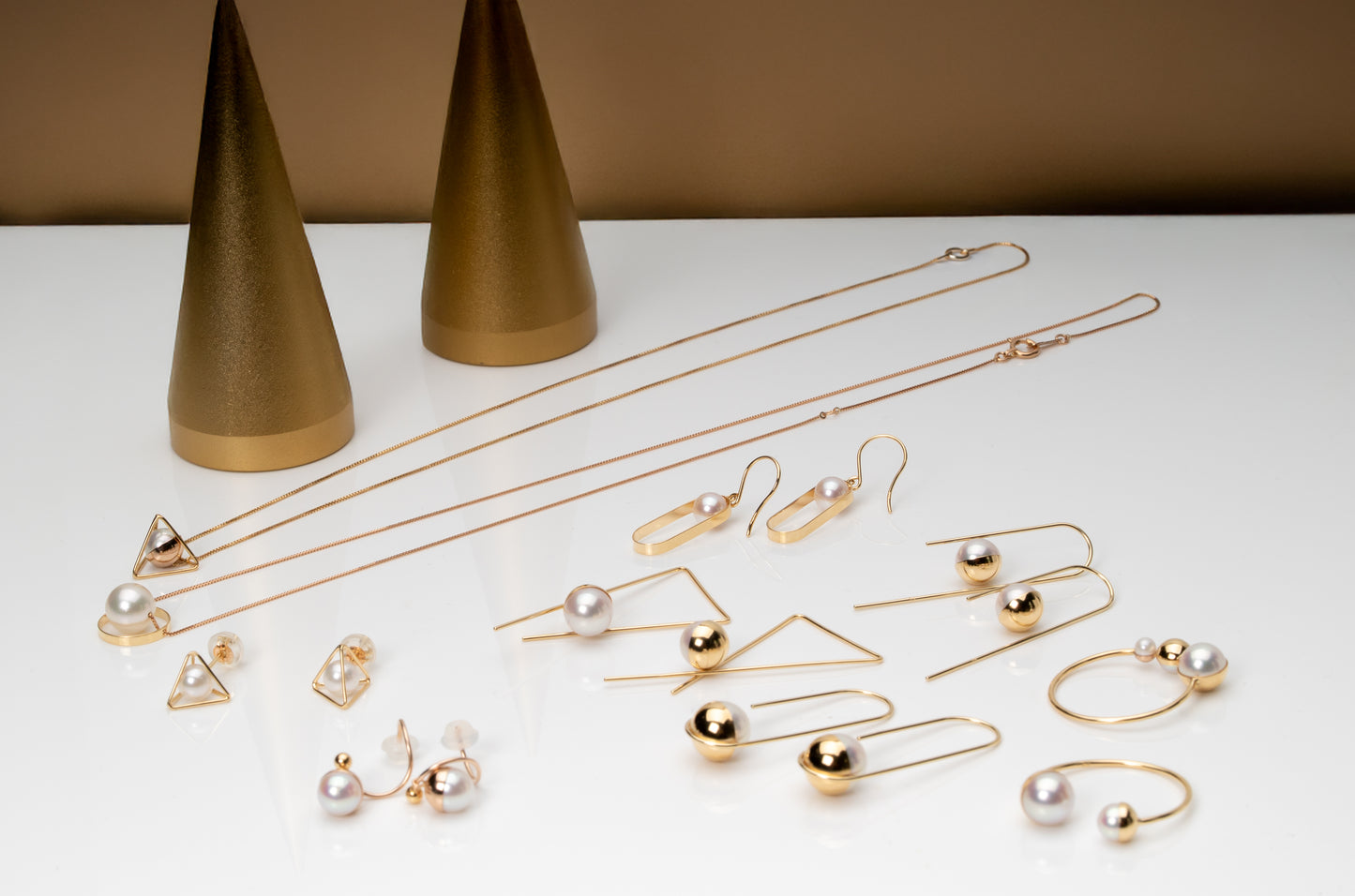 Made in Japan, 18kt Yellow Gold Akoya Pearl Collection