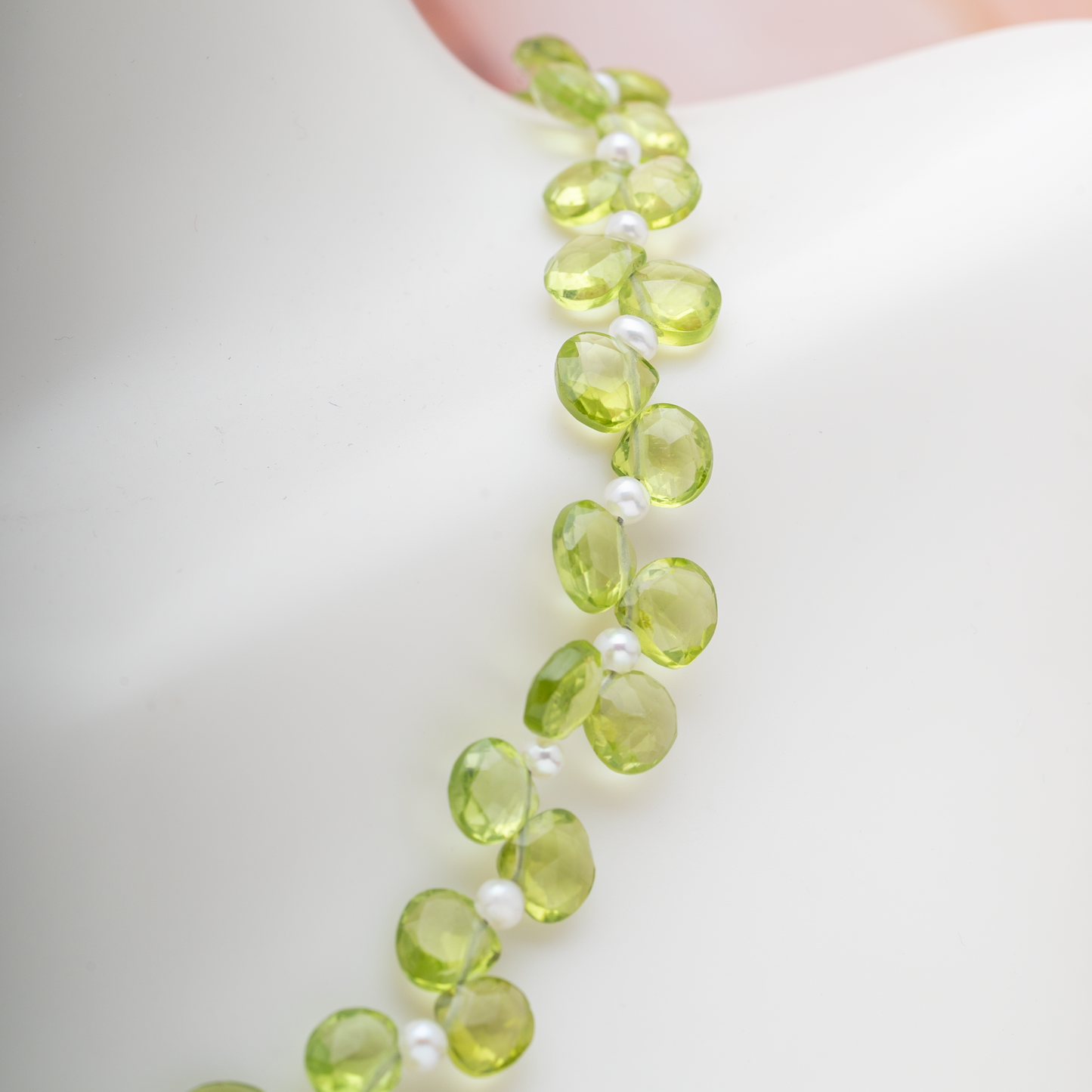 Peridot Pearl Necklace w/14K Yellow Gold