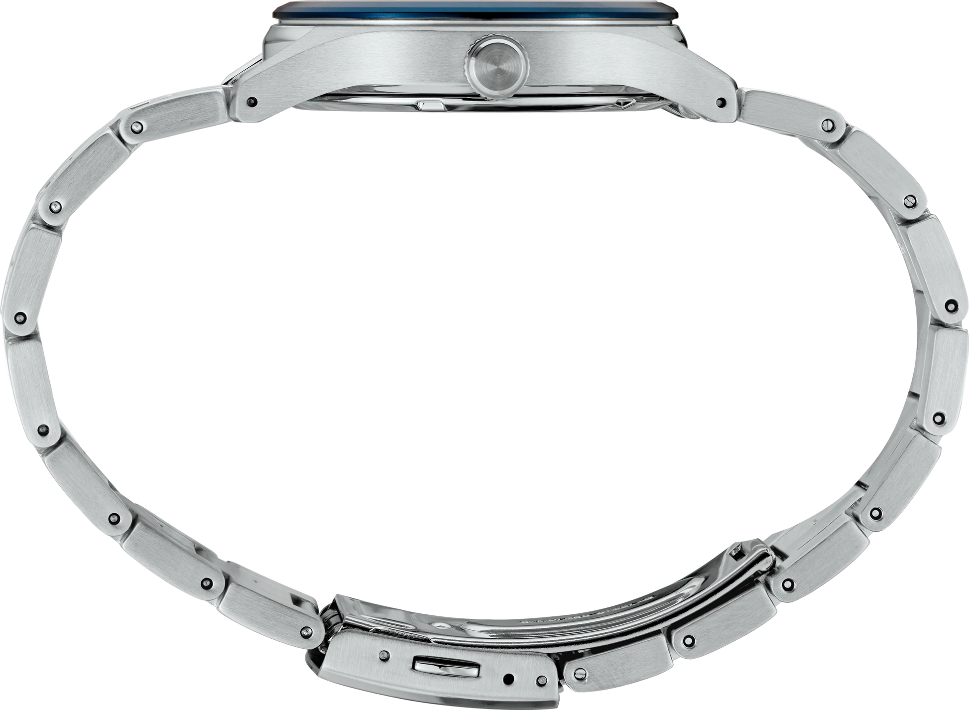 SEIKO SUR559 from the Essentials Collection – matte blue dial with y-pattern, big date display, stainless steel case and bracelet, sapphire crystal, and 100m water resistance.