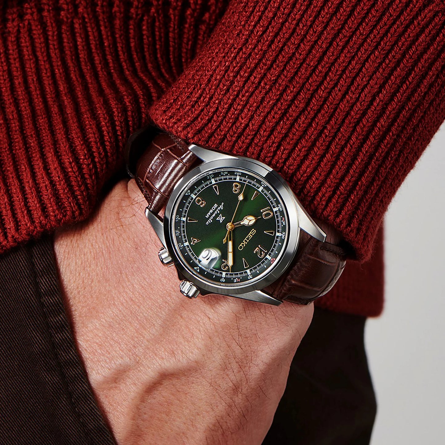 SEIKO PROSPEX SPB121 Alpinist Watch – Green Sunray Dial with Compass Bezel and Brown Leather Strap, 200m Water Resistant Adventure Timepiece