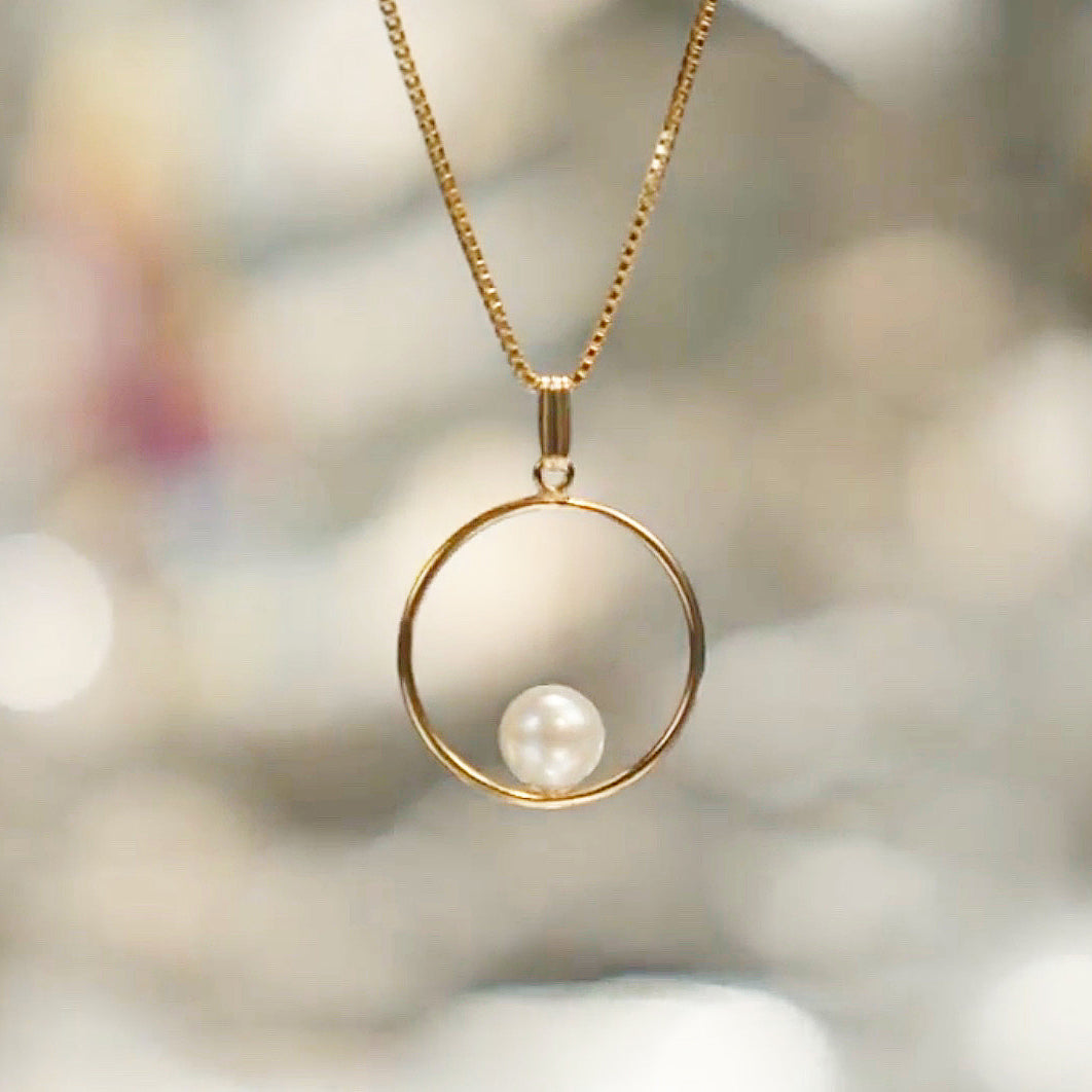 pearl pendant GF